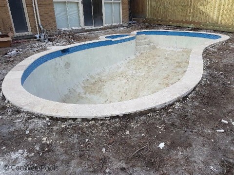 travertine pool coping